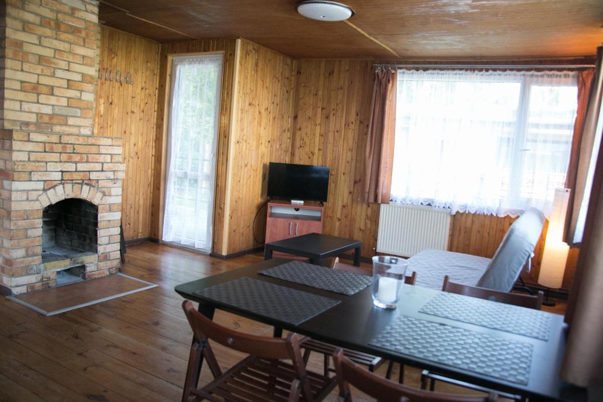 Camping Oaza Blonie Kornik Domki Standard - 3 Pokoje المظهر الخارجي الصورة