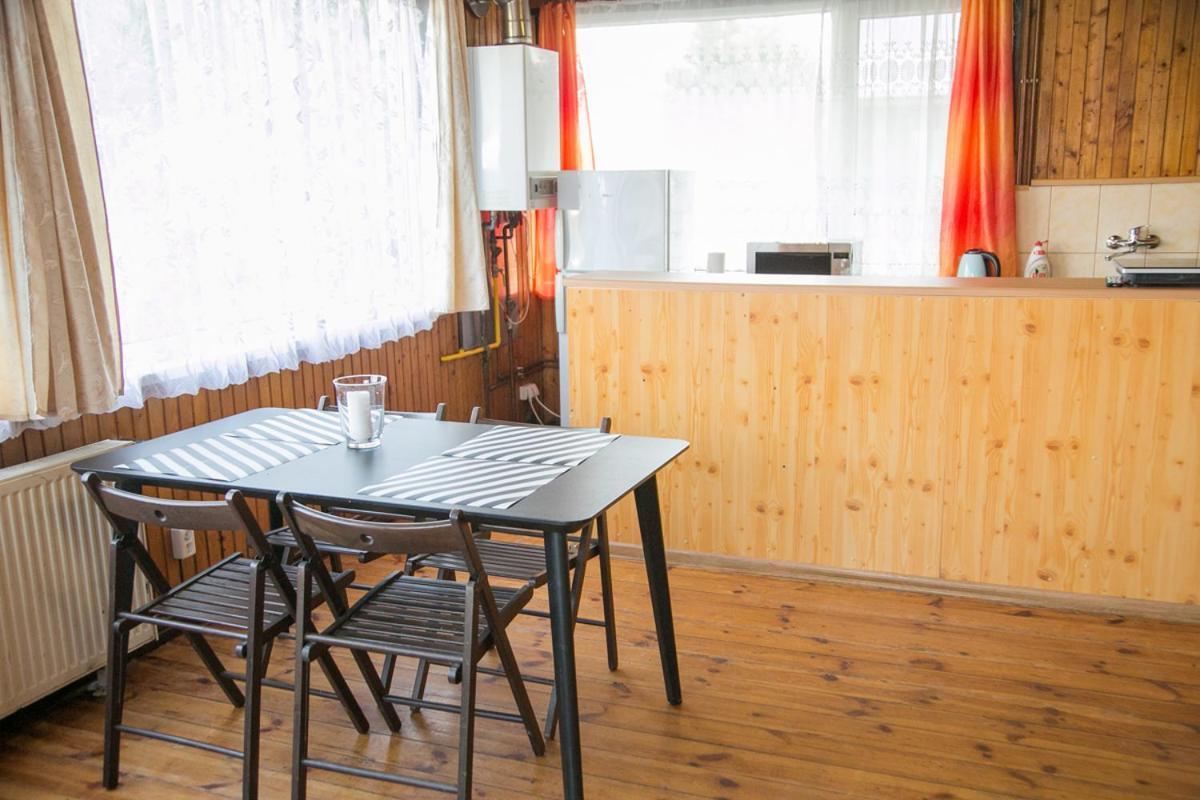 Camping Oaza Blonie Kornik Domki Standard - 3 Pokoje المظهر الخارجي الصورة